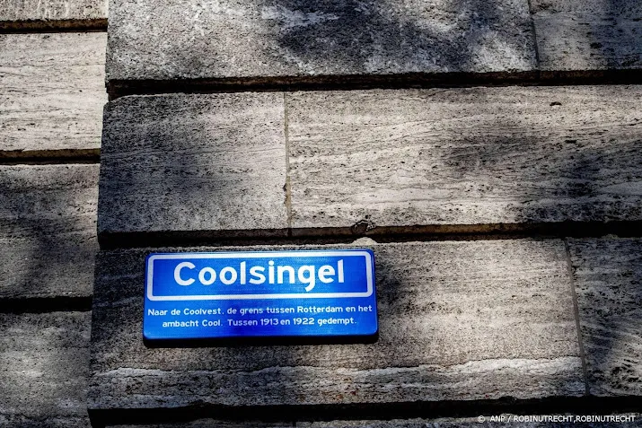 gemeenteraad pleit tevergeefs voor huldiging op coolsingel