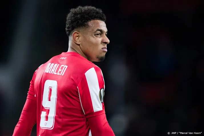 geopereerde malen terug op trainingscomplex psv