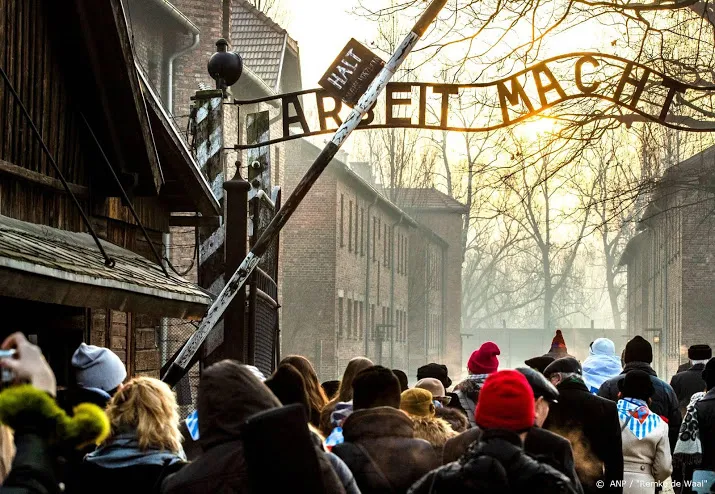 getuigenverslag auschwitz op 1 in bestseller 60