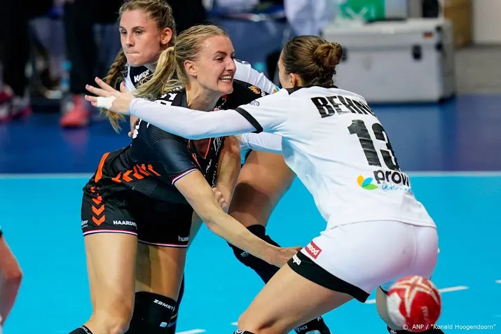gevoelig verlies handbalsters tegen duitsland