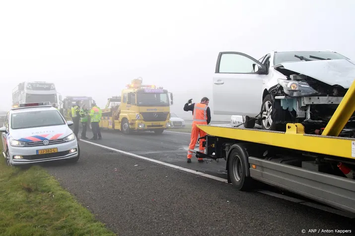 gewonden door ongevallen in noorden in mist