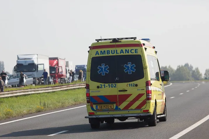 gewonden en ravage op de a58 bij moergestel