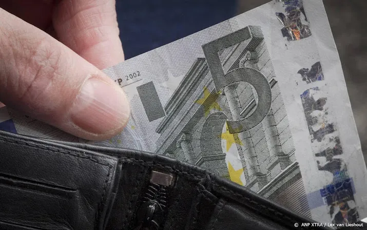 gezin betaalt volgend jaar zon 9 euro meer aan het waterschap