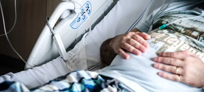 gezondheidsraad adviseert meer aandacht naar langdurige covid