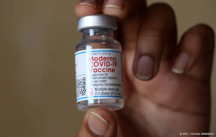 gezondheidsraad positief over coronavaccin moderna voor jongeren