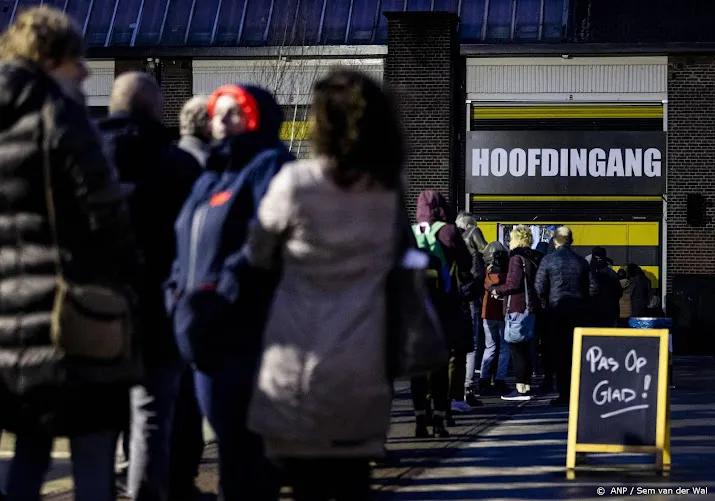 ggd waarschuwt voor nepbericht booster voor onderwijspersoneel