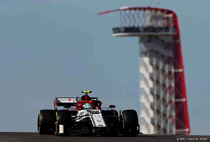giovinazzi verlengt contract bij alfa romeo
