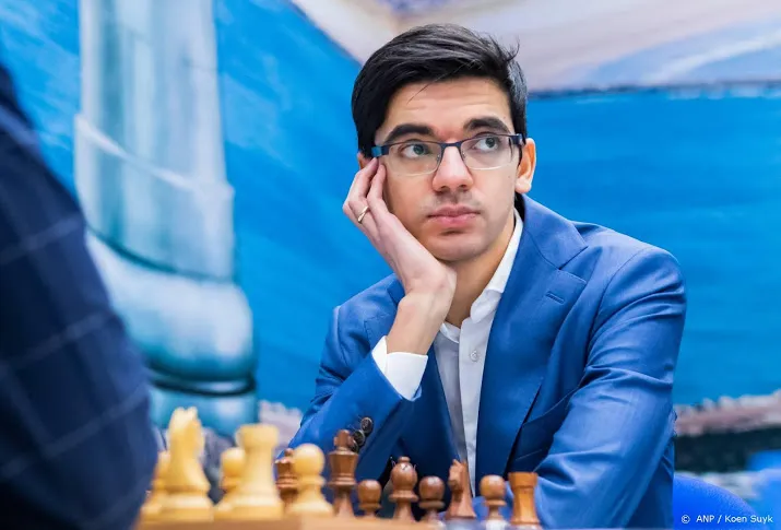 giri moet koploper carlsen verslaan na remise