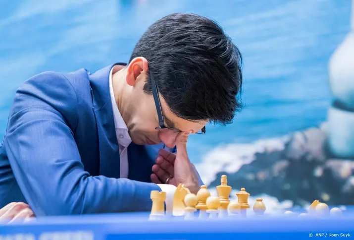 giri speelt remise in topper tegen ding