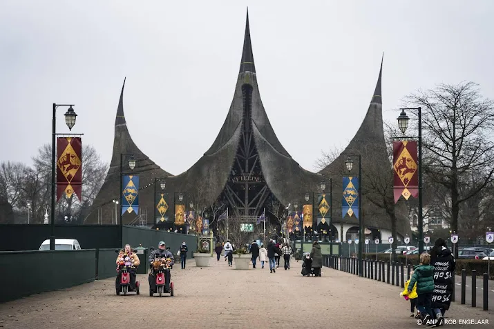 goed pinksterweekend voor dagattracties ondanks regenachtig weer