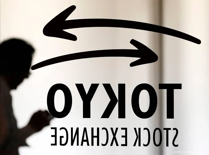 goedkopere yen stuwt nikkei