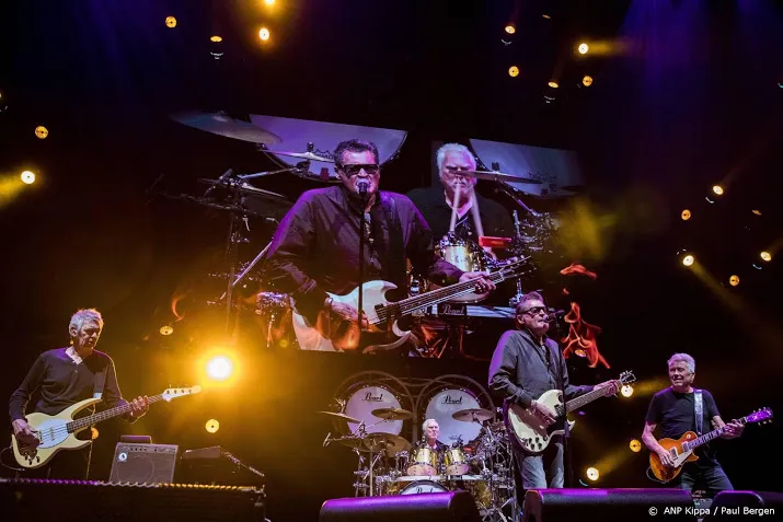 golden earring hit radar love klinkt om 17 15 uur door het land