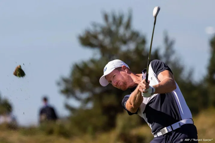 golfer besseling blijft meedoen om titel