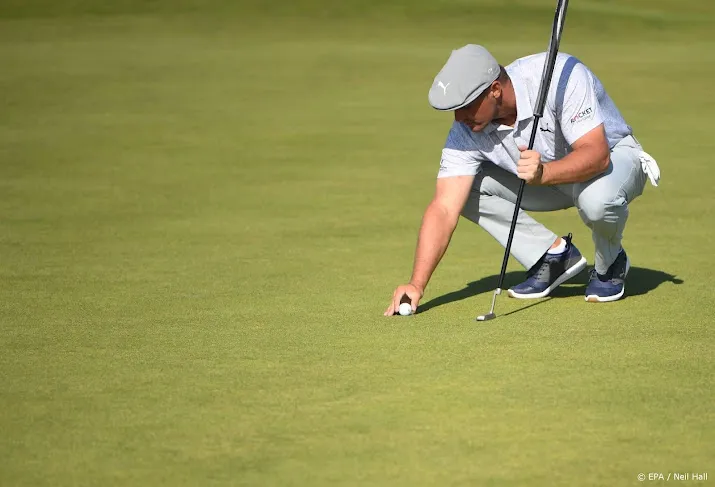 golfer dechambeau mist spelen na positieve coronatest