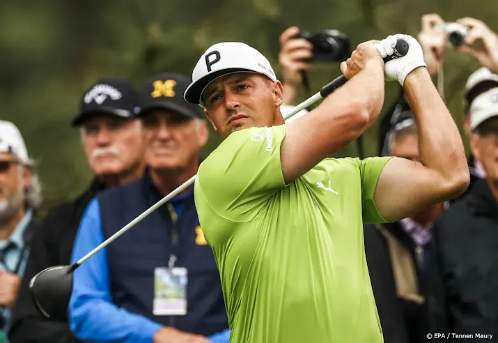 golfer dechambeau moet na polsoperatie twee maanden revalideren