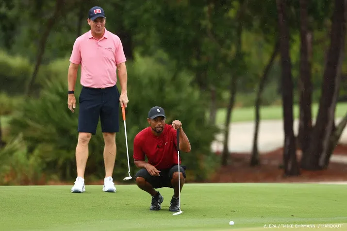 golfer woods mag net verder in memorial tournament