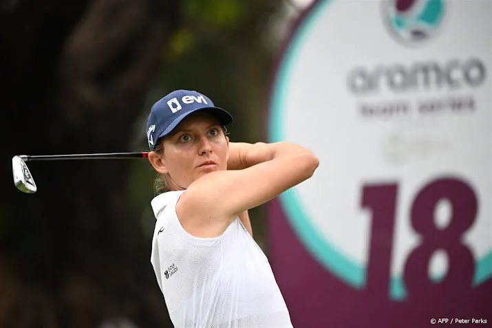 golfster van dam derde bij toernooi in hongkong