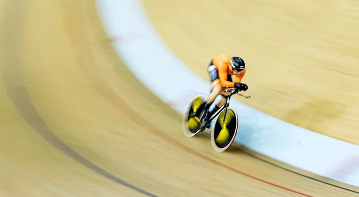 goud buchli op keirin in berlijn