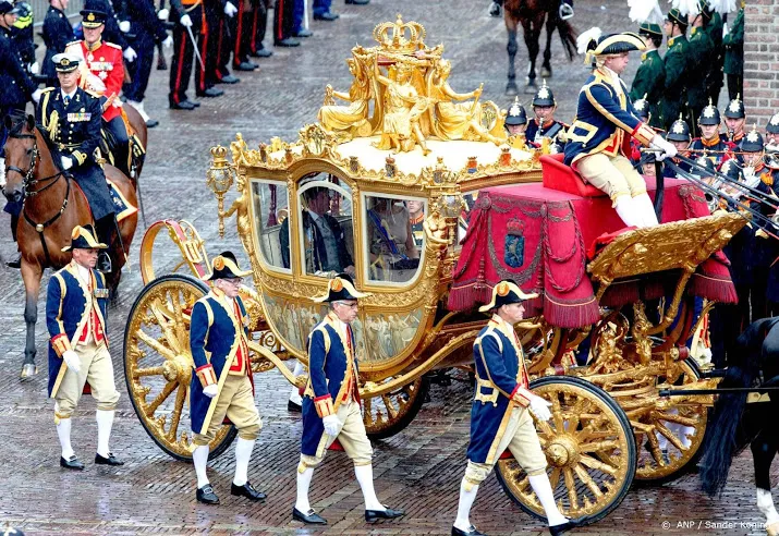 gouden koets komt na restauratie tijdelijk in amsterdam museum