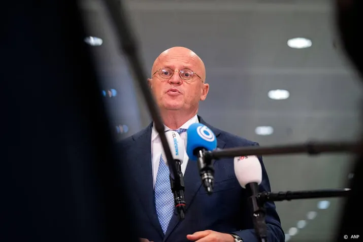 grapperhaus forse agenda voor europees terreuroverleg