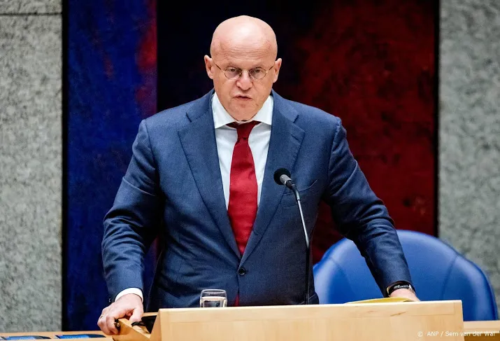 grapperhaus pedojagers zijn helemaal fout