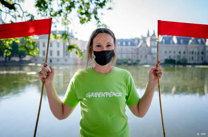 greenpeace adviseert biden de beuk erin