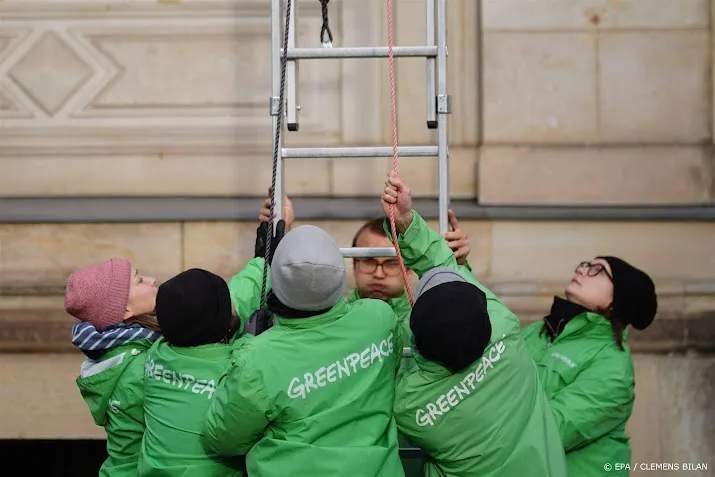 greenpeace eindelijk is knop om bij schiphol