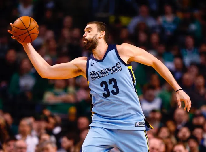 grizzlies dieper in de put