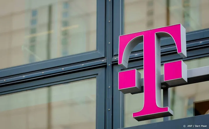 groen licht voor overname telecomaanbieder simpel door t mobile