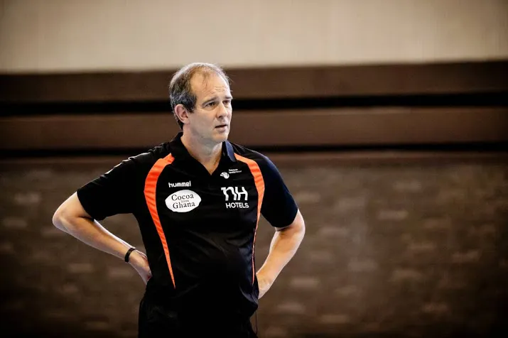 groener met duitse vrouwen oranje achterna
