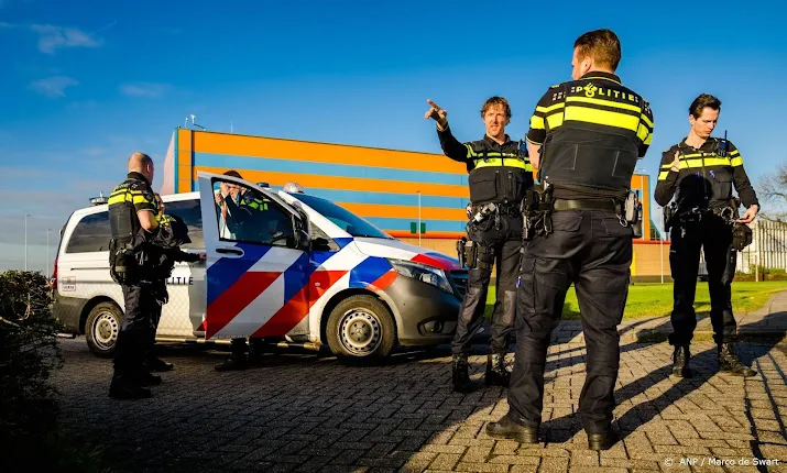 groep deels minderjarige plegers zware misdrijven aangehouden