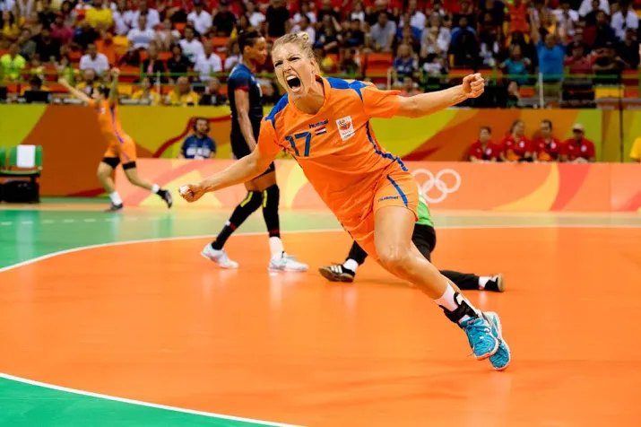 groot blijft twijfelgeval bij handbalsters