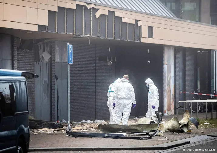 groot onderzoek bij poolse supermarkt beverwijk na explosie