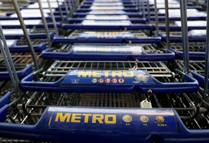 groothandelaar metro verdubbelt winst