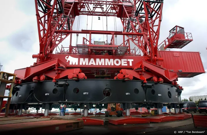 grootste klus ooit voor hijsbedrijf mammoet