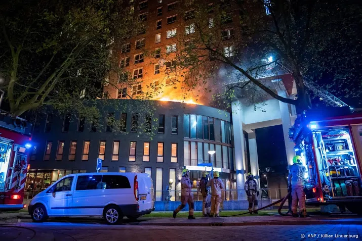 grote brand in art hotel rotterdam onder controle