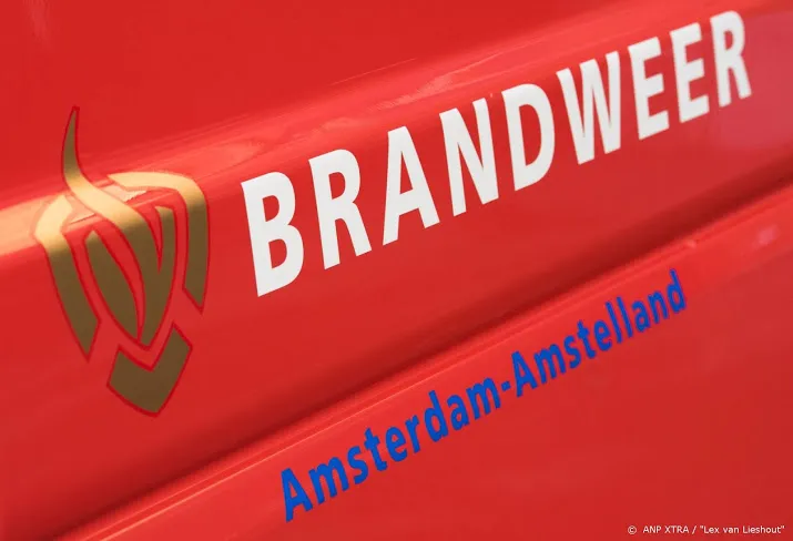 grote brand in farmabedrijf rotterdam