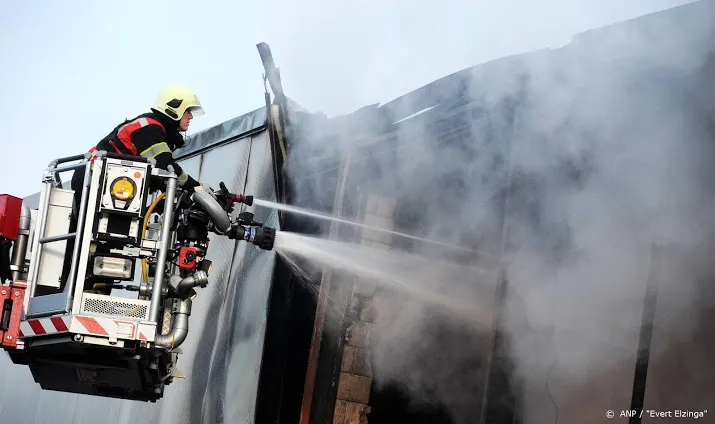grote brand in voormalig gemeentehuis obdam