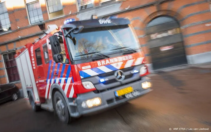 grote brand op industrieterrein in tilburg onder controle