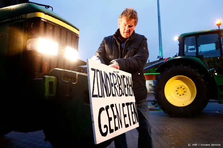 grote drukte in den haag boeren op malieveld