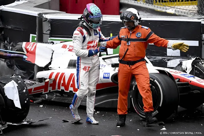 grote prijs van monaco stilgelegd na zware crash schumacher
