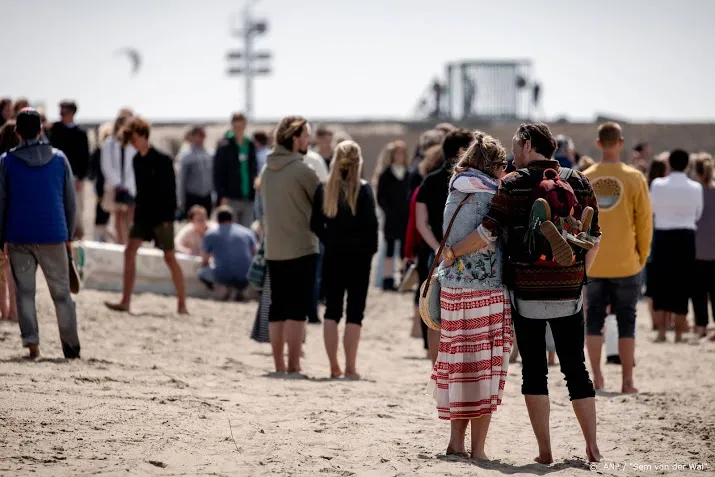 grote zoekactie naar vermiste vijfde surfer