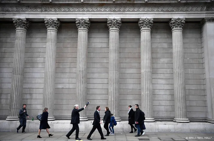 grotere kans op renteverlaging door britse centrale bank