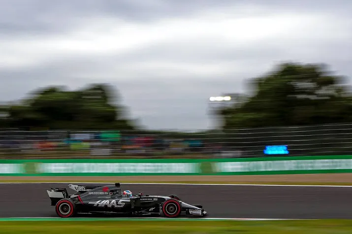 haas presenteert nieuwe auto