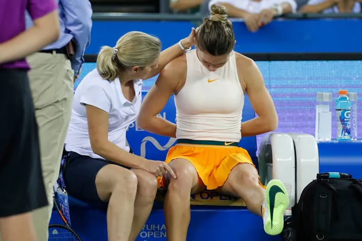 halep meldt zich toch af voor moskou