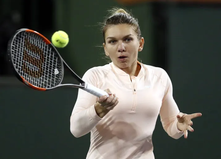 halep ontsnapt aan uitschakeling in miami