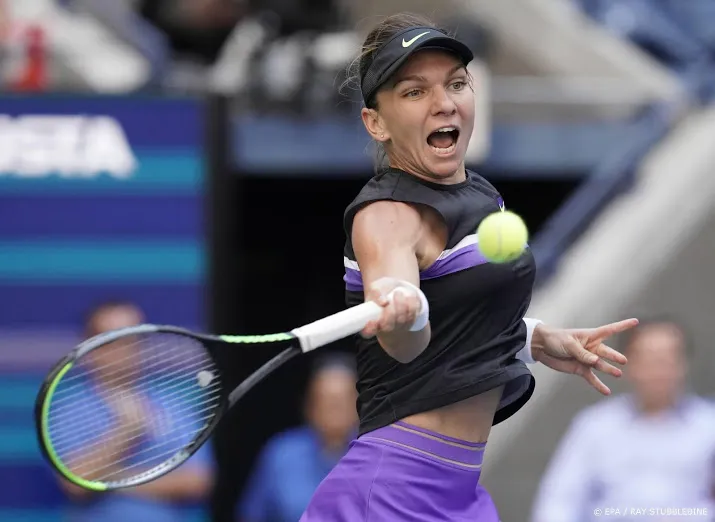 halep terug met winst in wuhan