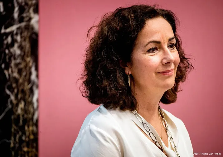 halsema brandweer praat niet via de media