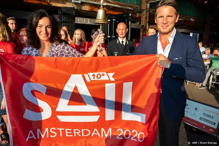 halsema geeft startschot 10e editie sail