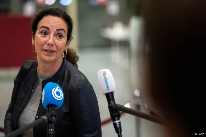 halsema laten we de moed erin houden